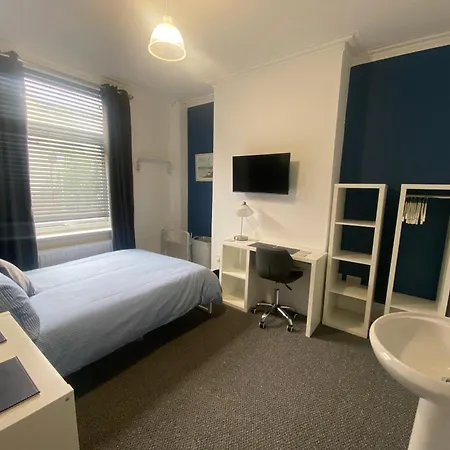 Sandy's Contractor Rooms, Harrison Street * Barrow-in-Furness